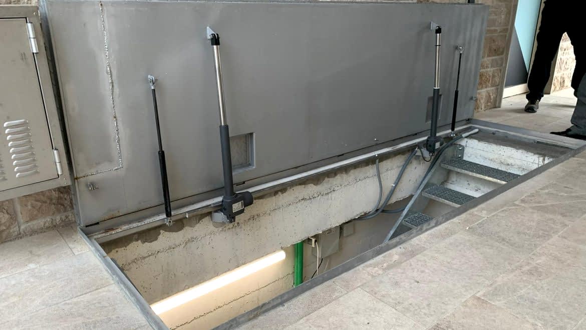 Paslanmaz Panik Barlı Hidrolik Kapak